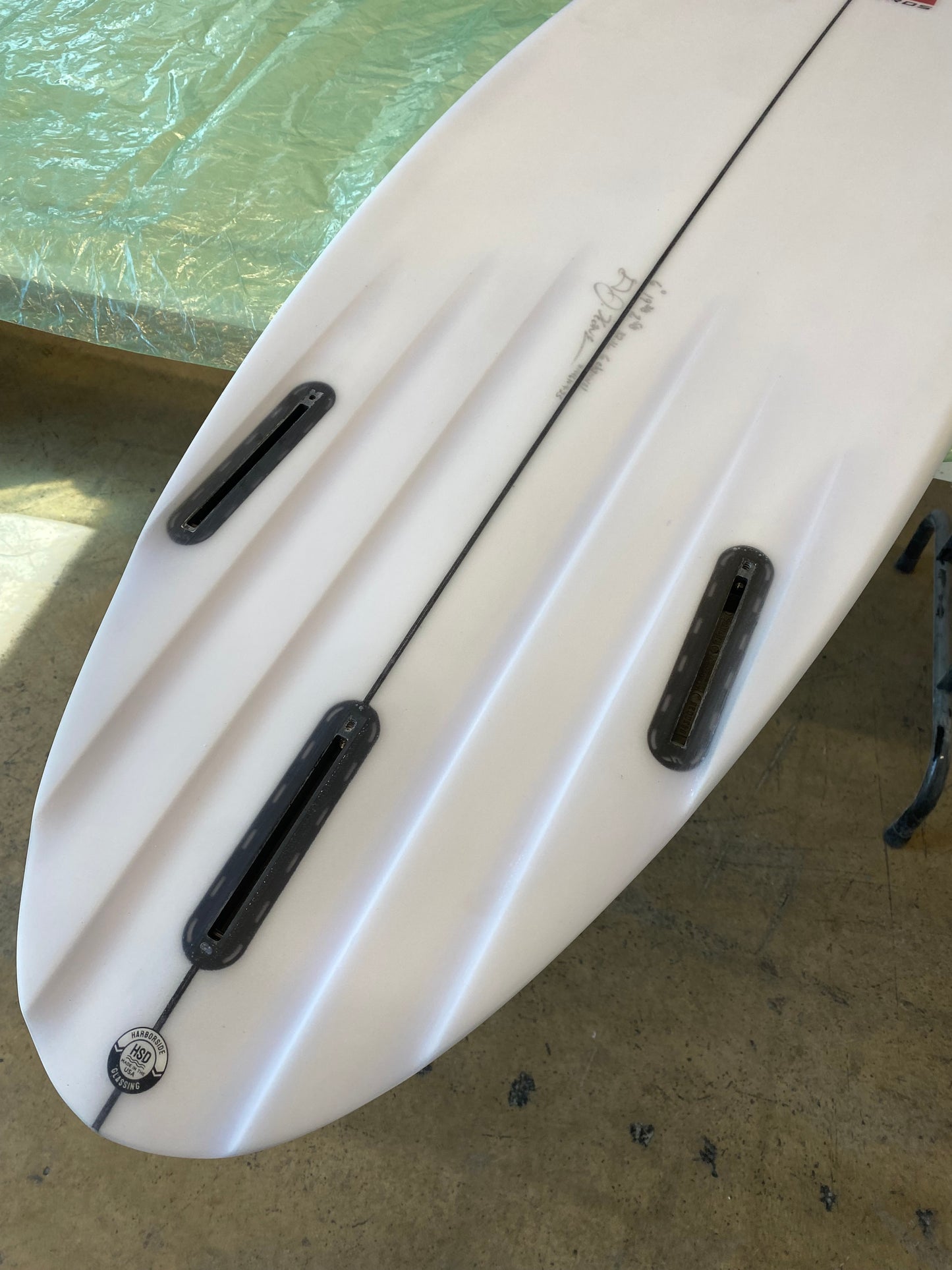 6’0” x 19 3/8 x 2 5/8 32.1L 6 channel