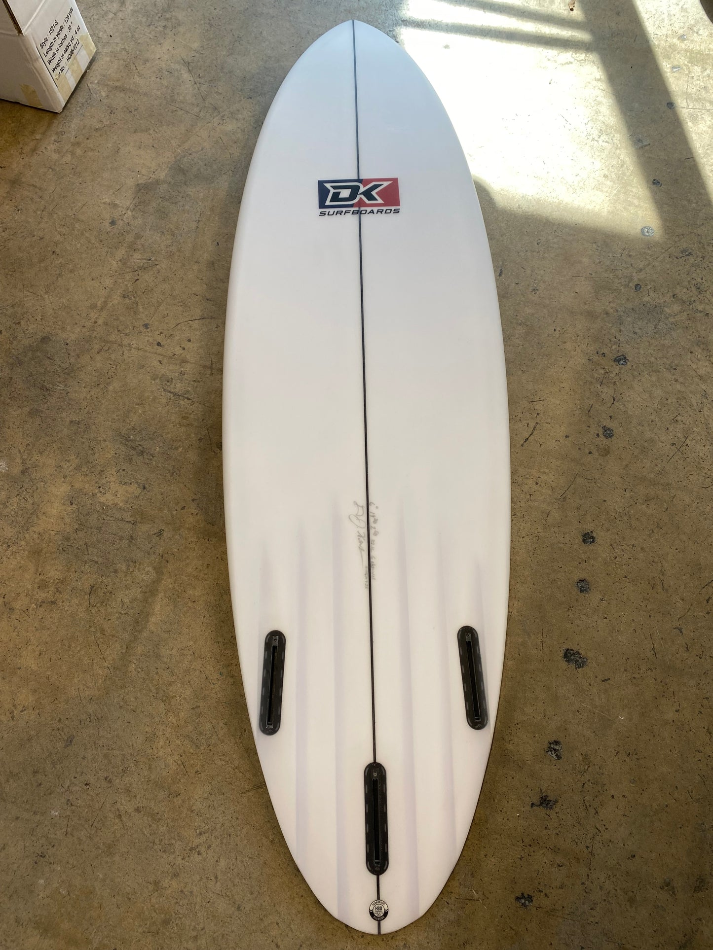 6’0” x 19 3/8 x 2 5/8 32.1L 6 channel