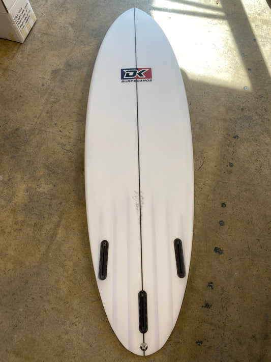 6’0” x 19 3/8 x 2 5/8 32.1L 6 channel
