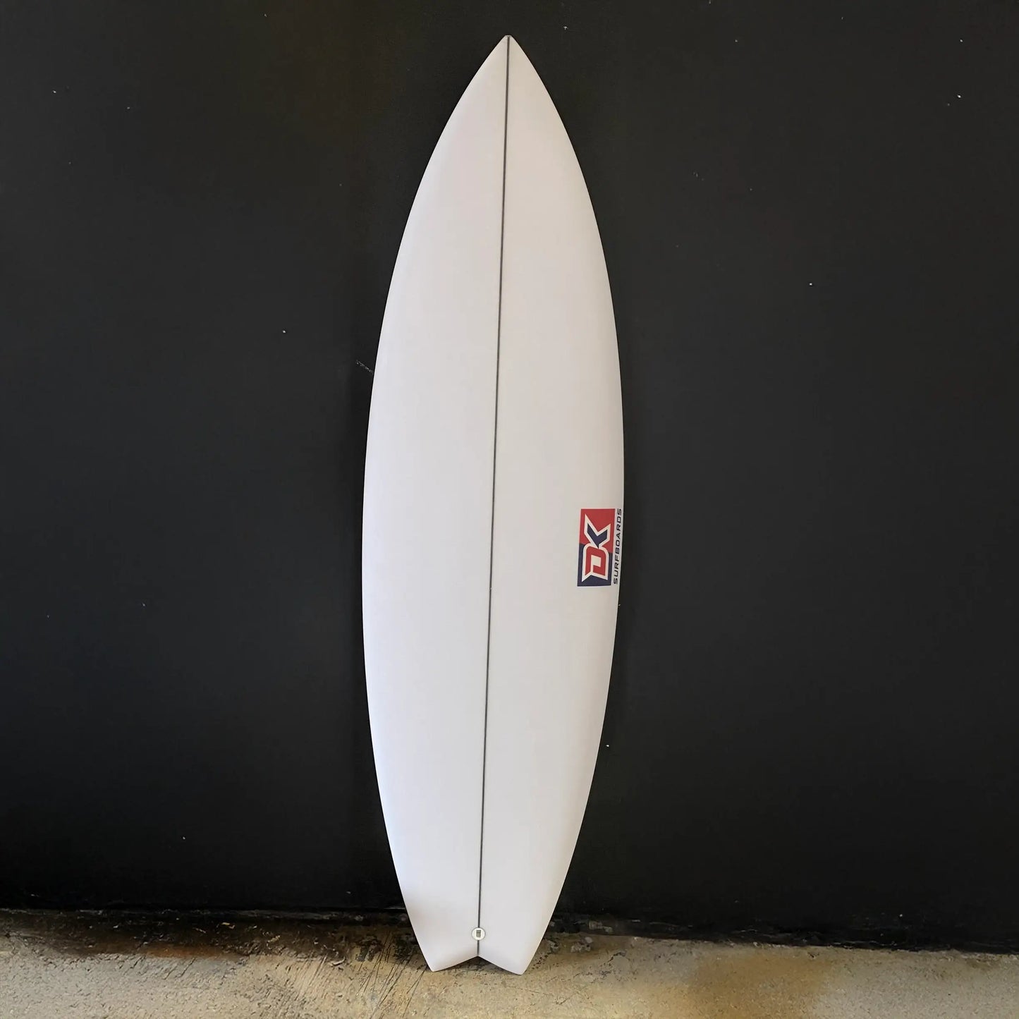 Generator 5’11” x 20 x 2 1/2 5 Fin FCS2 Front