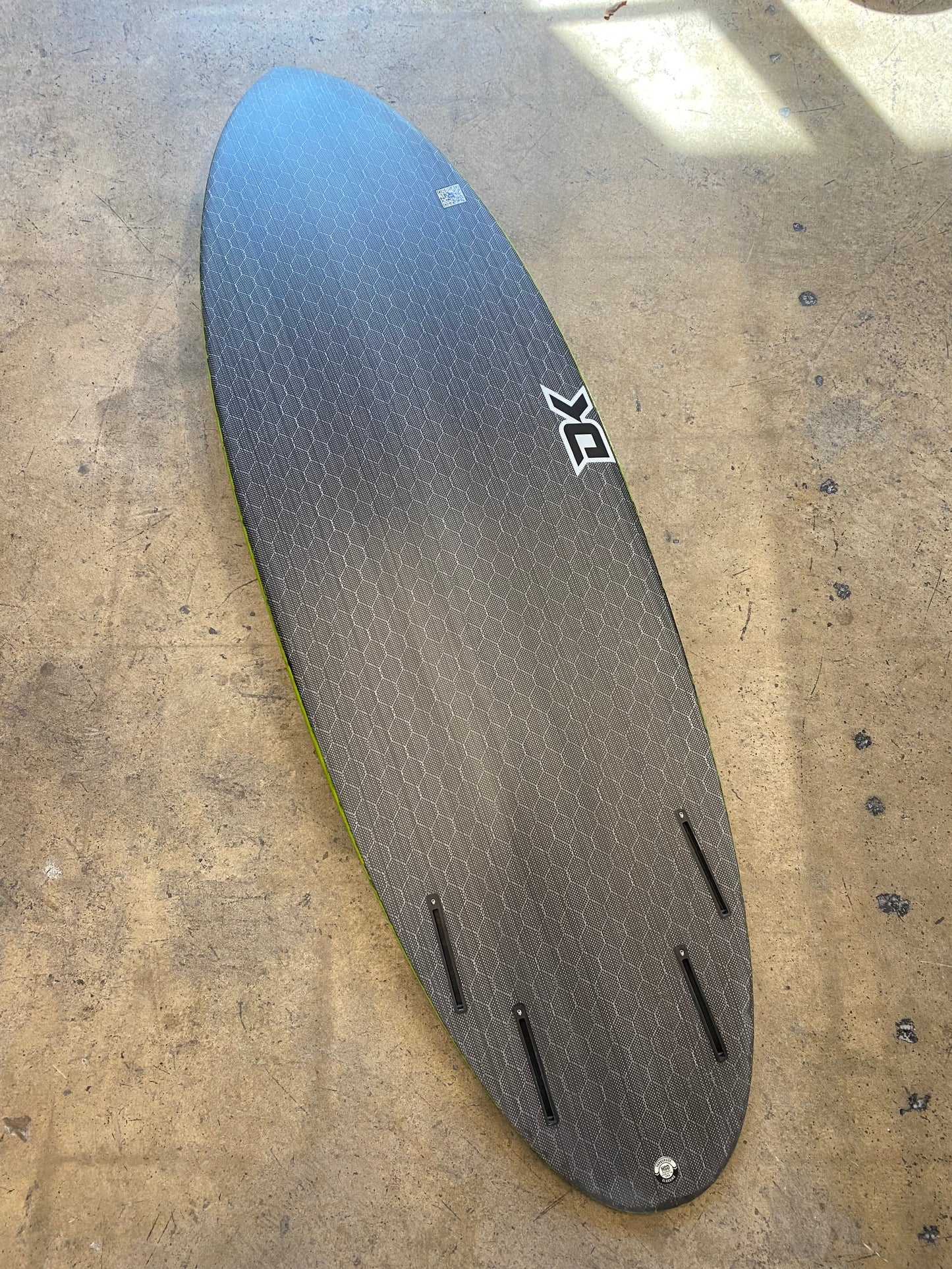 5’8” Carbon Machete