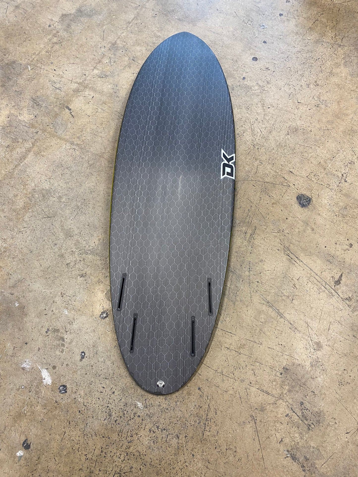 5’8” Carbon Machete